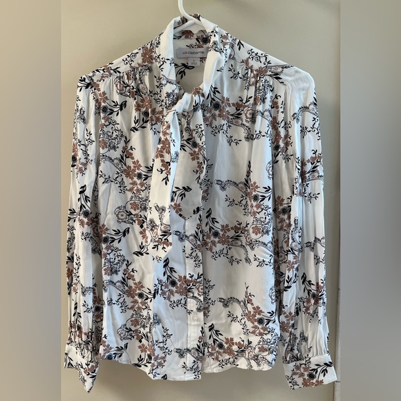 Liz Claiborne Long Sleeve Button Down Floral Shirt Regular Fit Size Small. NWOT. - Picture 4 of 7